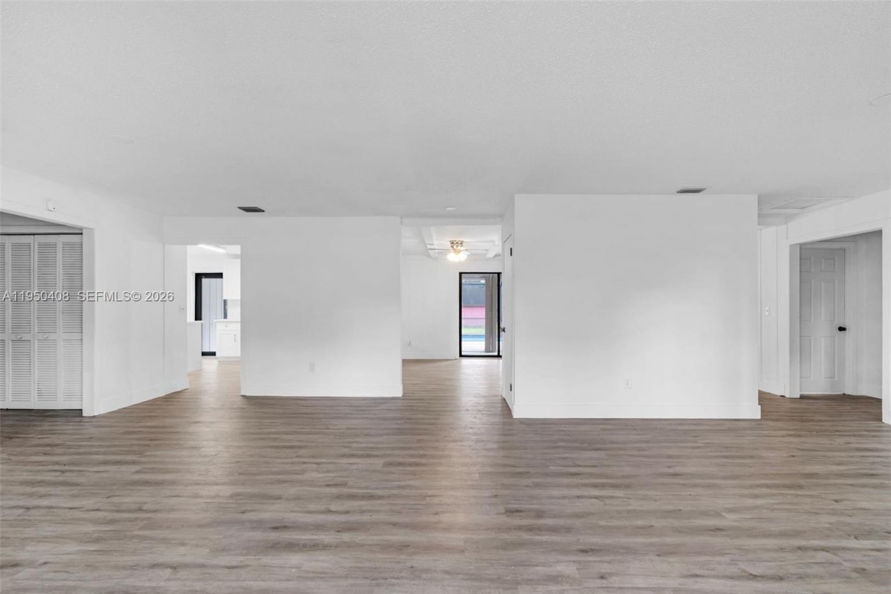 14230 SW 14th St, Davie, FL 33325 Photo