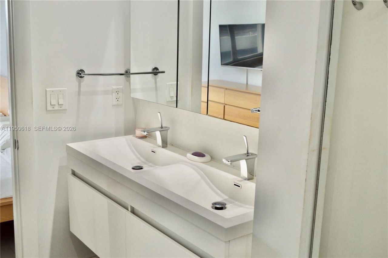 6770 Indian Creek Dr, Unit T-G, Miami Beach, FL 33141 Photo