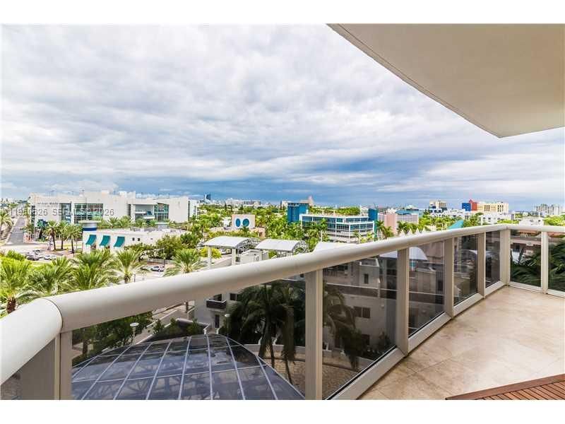 400 Alton Rd, Unit 705, Miami Beach, FL 33139 Photo