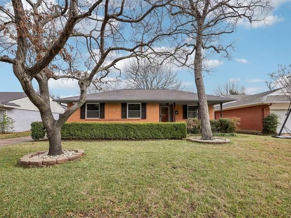 9632 Lanward Drive , Dallas, TX 75238