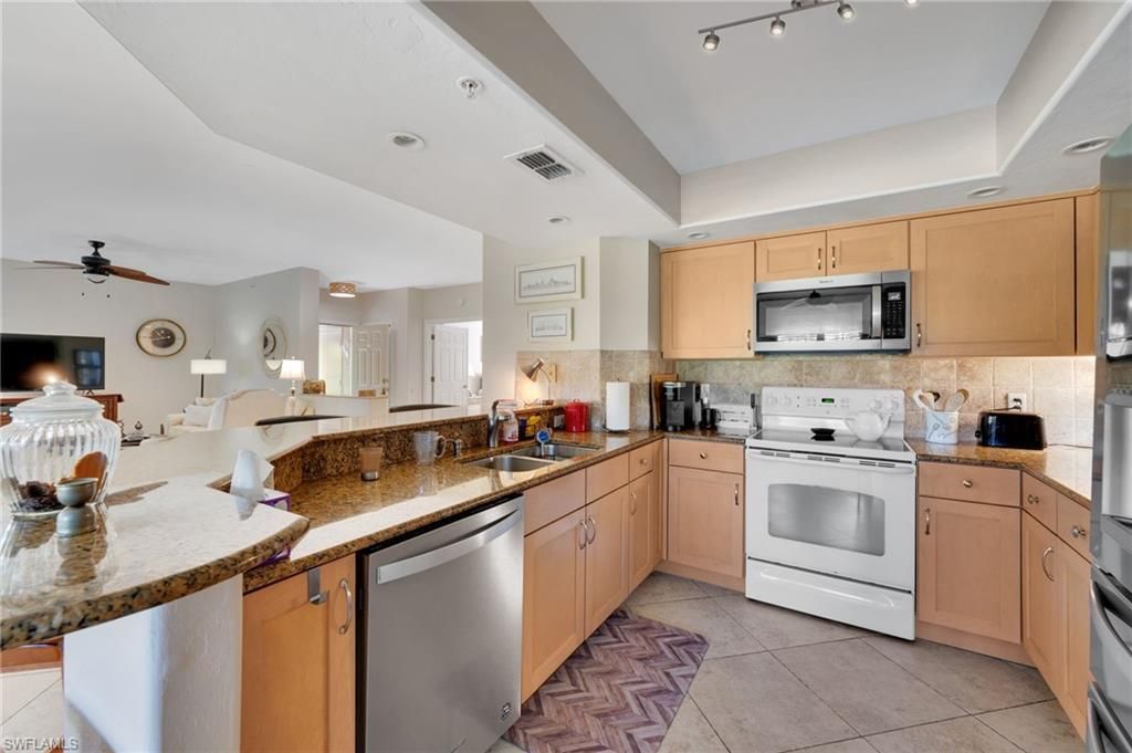 13201 Sherburne Cir, Unit 102, Bonita Springs, FL 34135 Photo