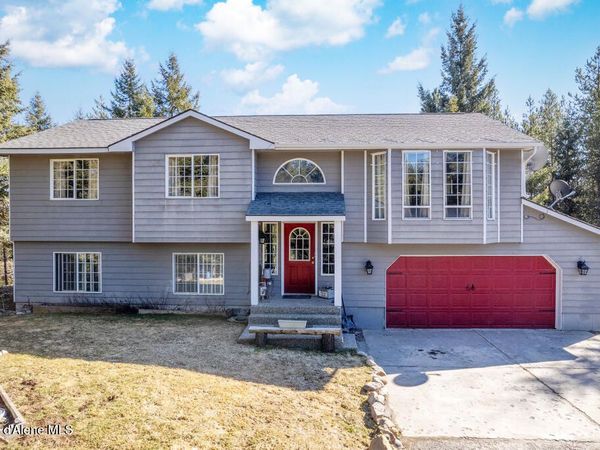 34517 N Hayden DR, Spirit Lake, ID 83869