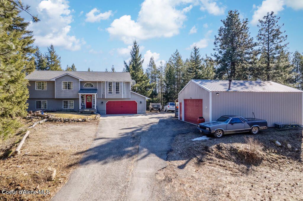 34517 N Hayden Dr, Spirit Lake, ID 83869 Main Photo