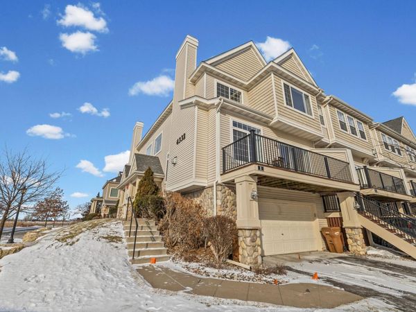 4332 Victor Path, Unit 1, Hugo, MN 55038