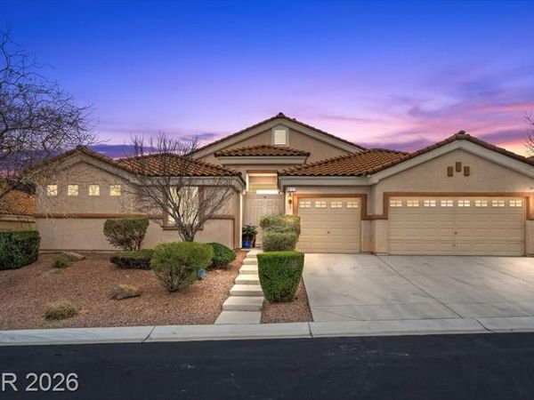 8127 Sweet Dreams Court, Las Vegas, NV 89131