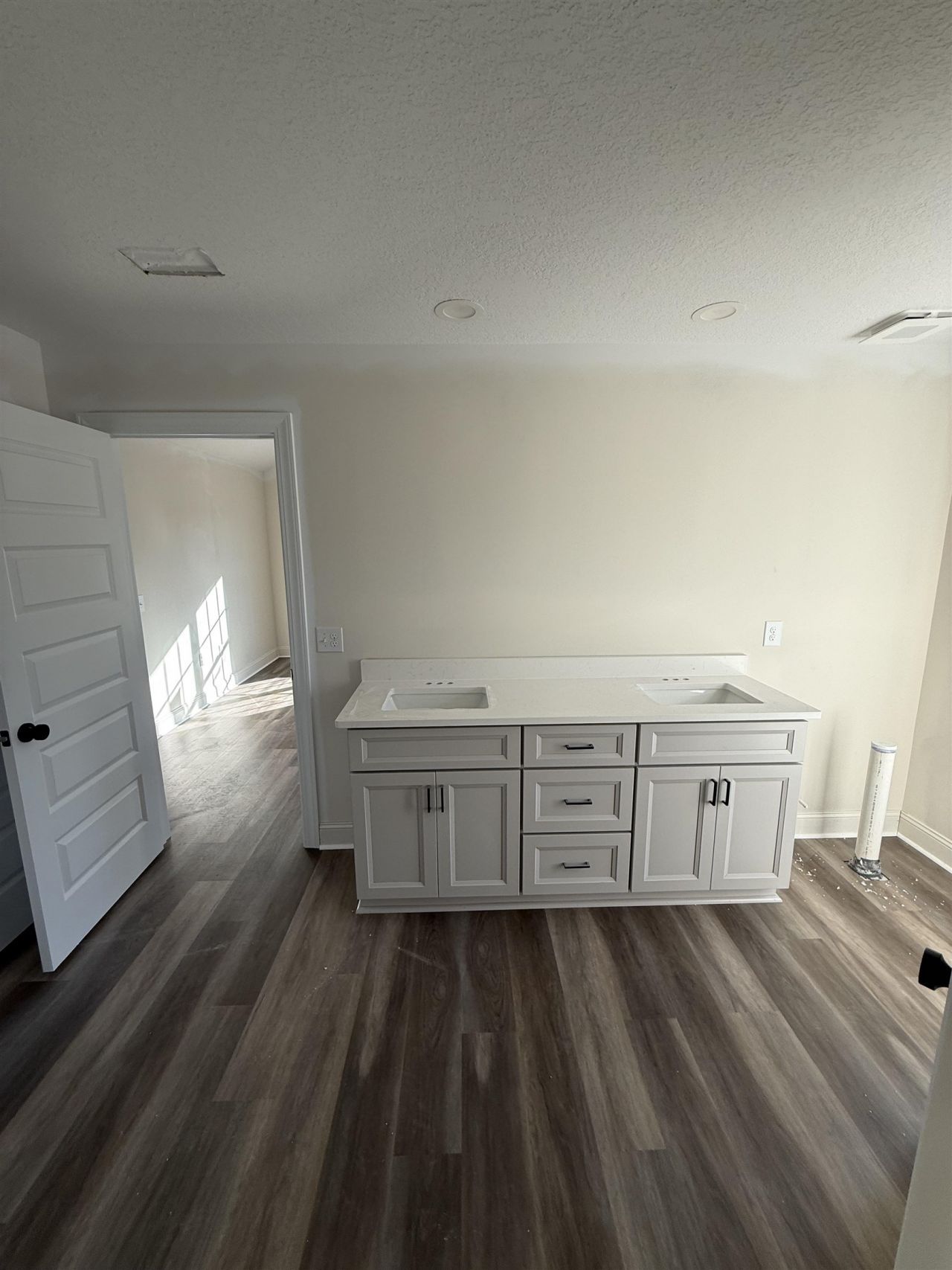 370 Three Curve Rd. Photo 12