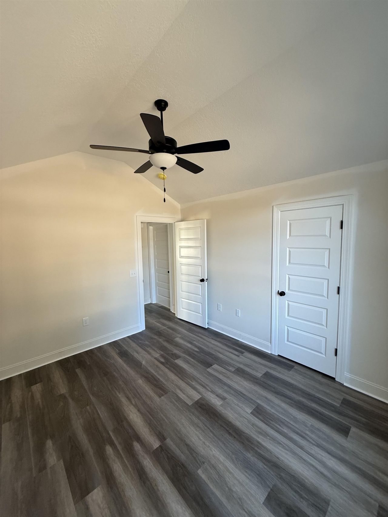 370 Three Curve Rd. Photo 16