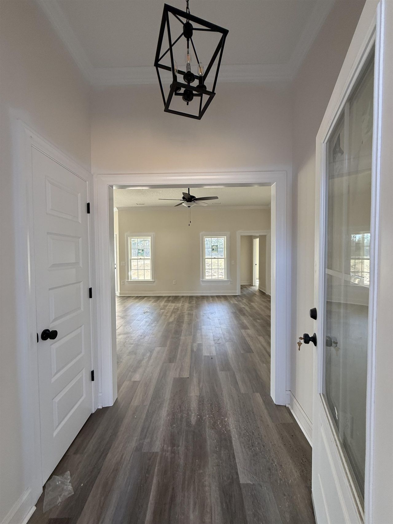 370 Three Curve Rd. Photo 2