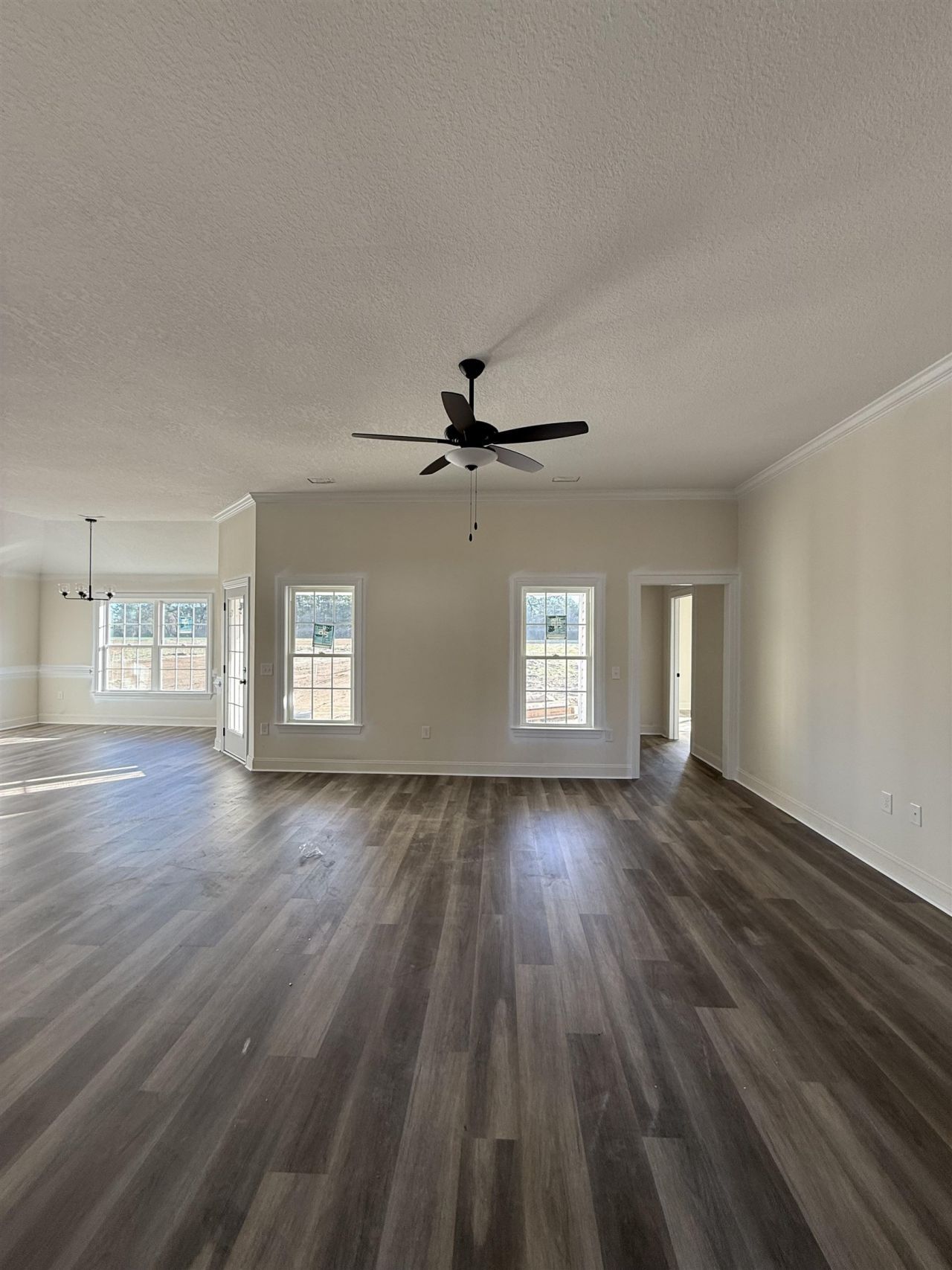 370 Three Curve Rd. Photo 3