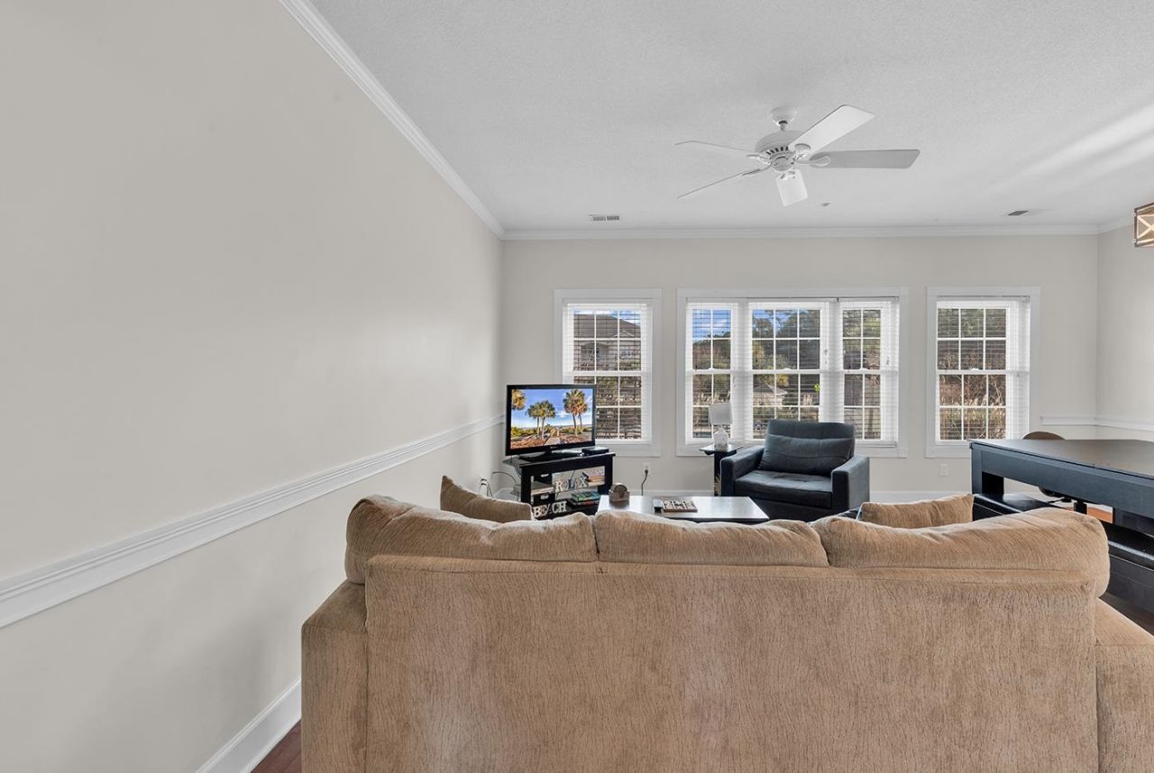 4868 Dahlia Ct. Photo 16