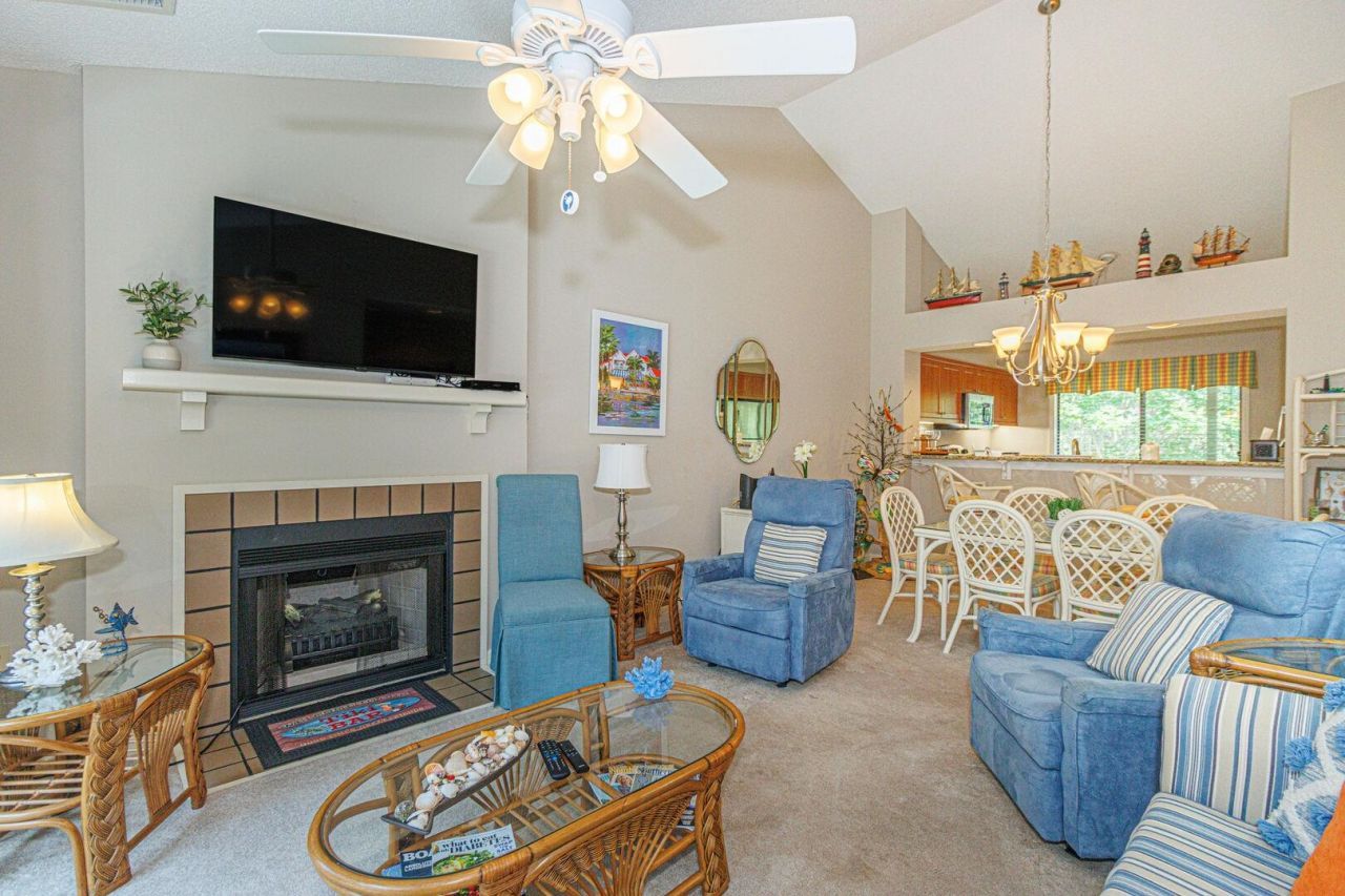 155 Wetherby Way Photo 13