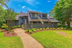 155 Wetherby Way photo 4