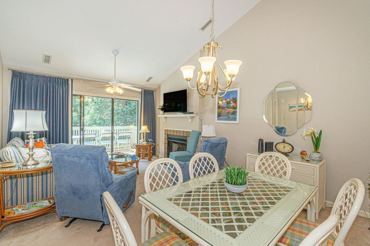 155 Wetherby Way Photo 6