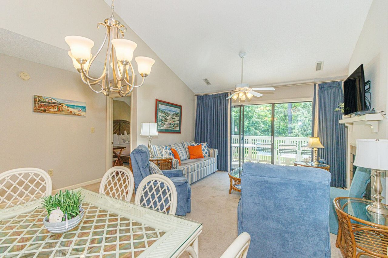 155 Wetherby Way Photo 7