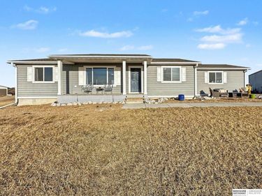 20201 NW 68th Street, Raymond, NE 68428