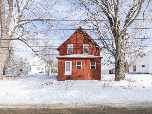 42 1st Street, Milo, ME 04463