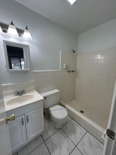 1401 NE 57th Place, Unit 9, Fort Lauderdale, FL 33334 Photo