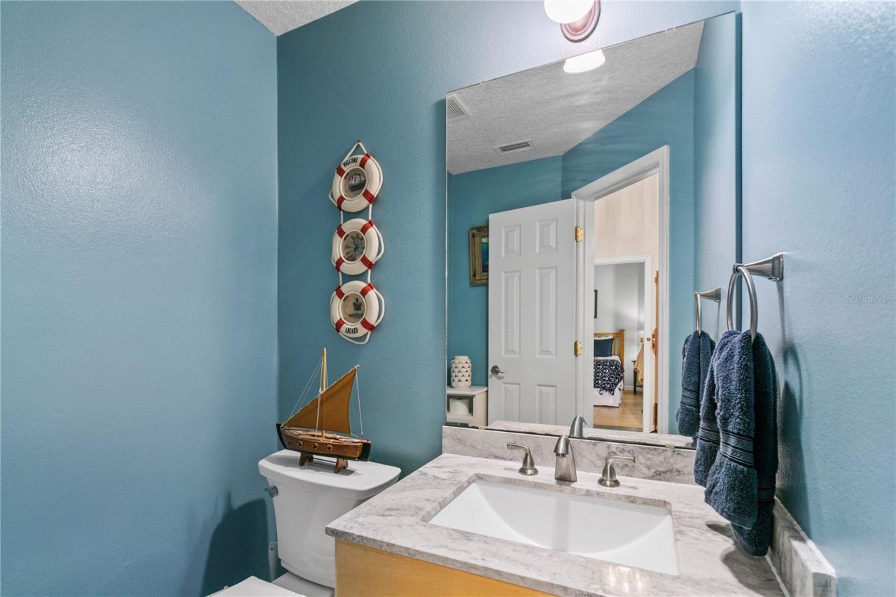 13545 Oak Bend Drive, Grand Island, FL 32735 Photo