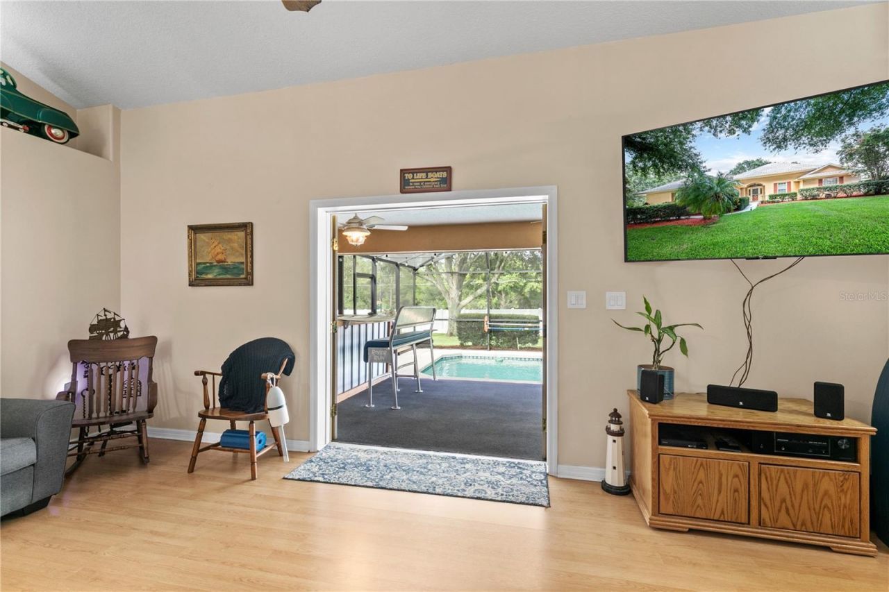 13545 Oak Bend Drive, Grand Island, FL 32735 Photo