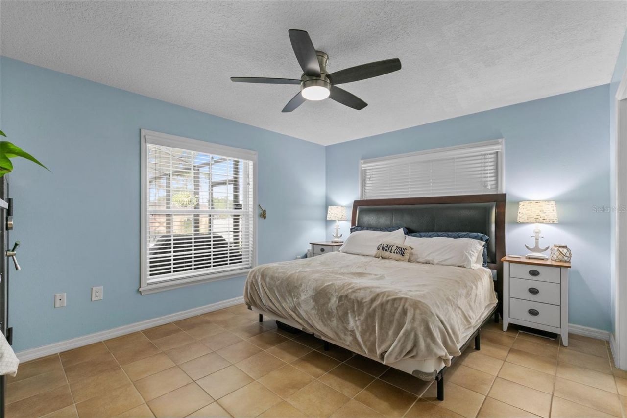 13545 Oak Bend Drive, Grand Island, FL 32735 Photo