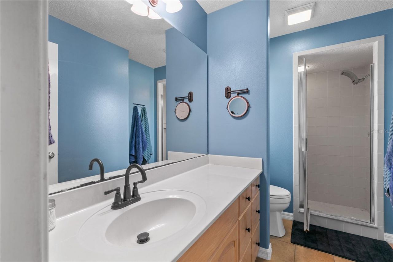 13545 Oak Bend Drive, Grand Island, FL 32735 Photo