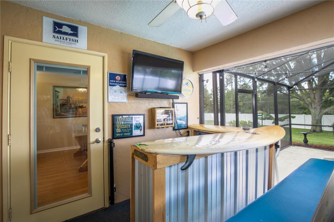 13545 Oak Bend Drive, Grand Island, FL 32735 Photo