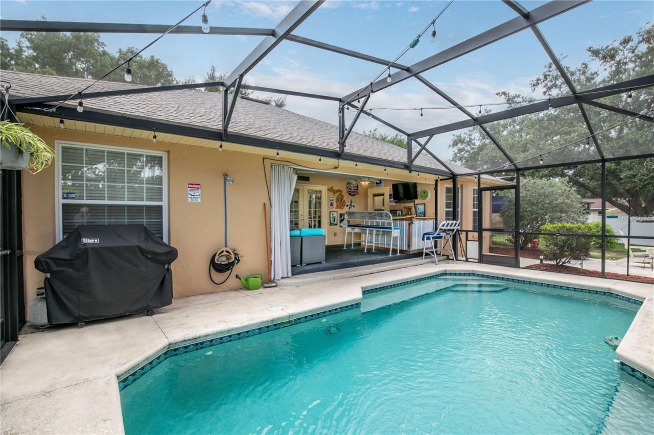 13545 Oak Bend Drive, Grand Island, FL 32735 Photo