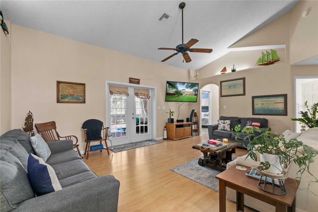 13545 Oak Bend Drive, Grand Island, FL 32735 Photo