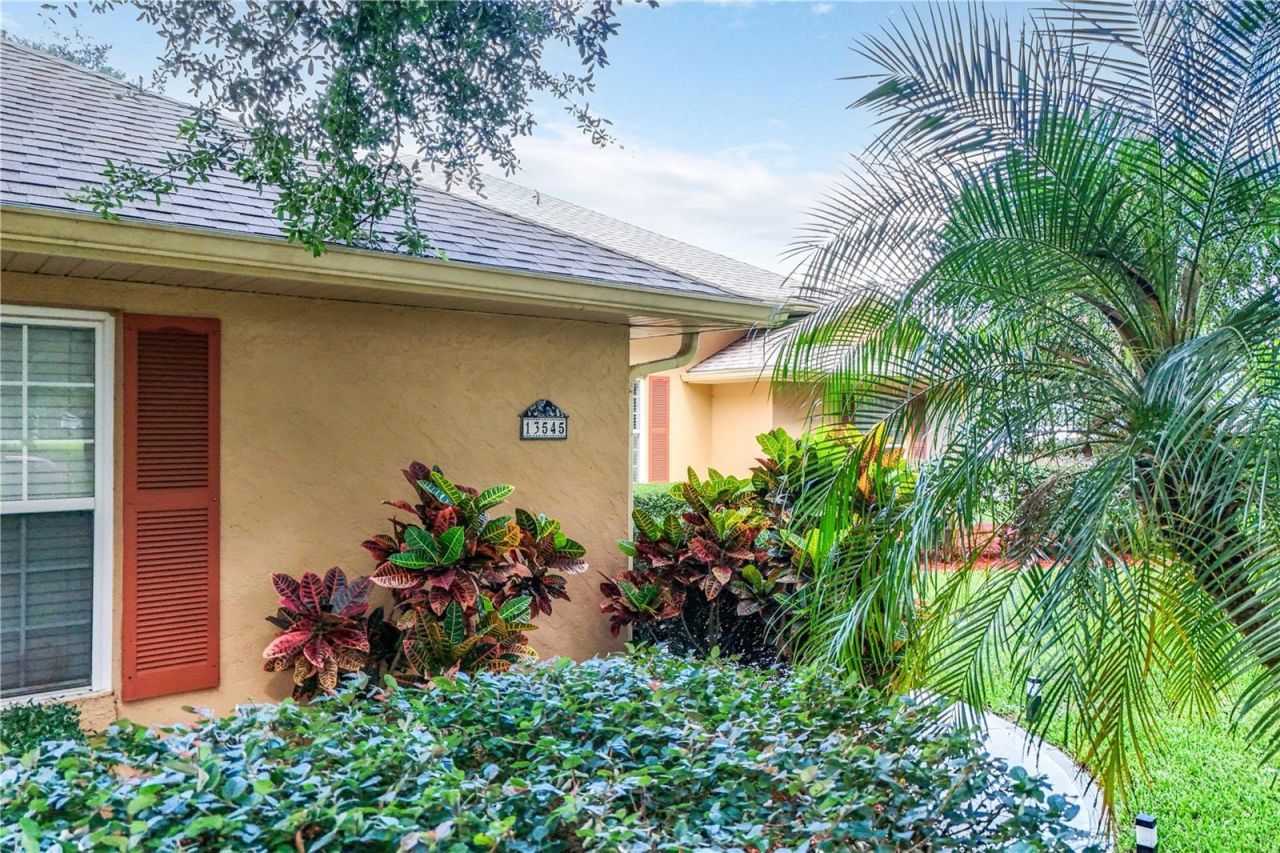 13545 Oak Bend Drive, Grand Island, FL 32735 Photo