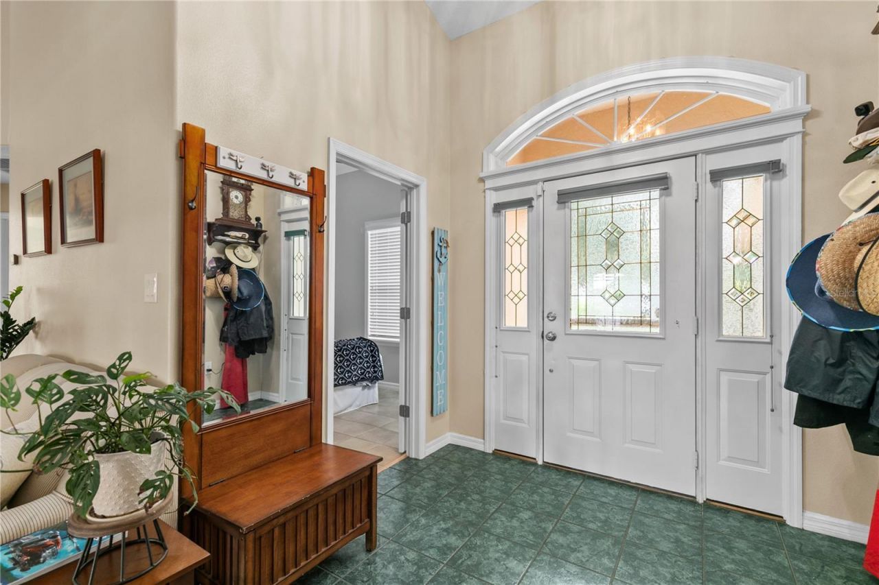 13545 Oak Bend Drive, Grand Island, FL 32735 Photo