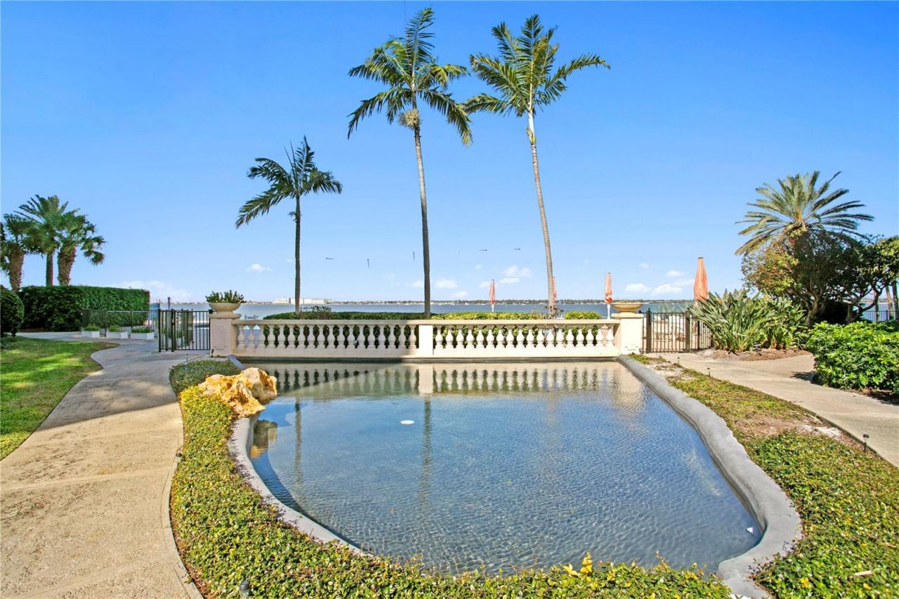 4971 Bacopa Lane S, Unit 703, Saint Petersburg, FL 33715 Photo