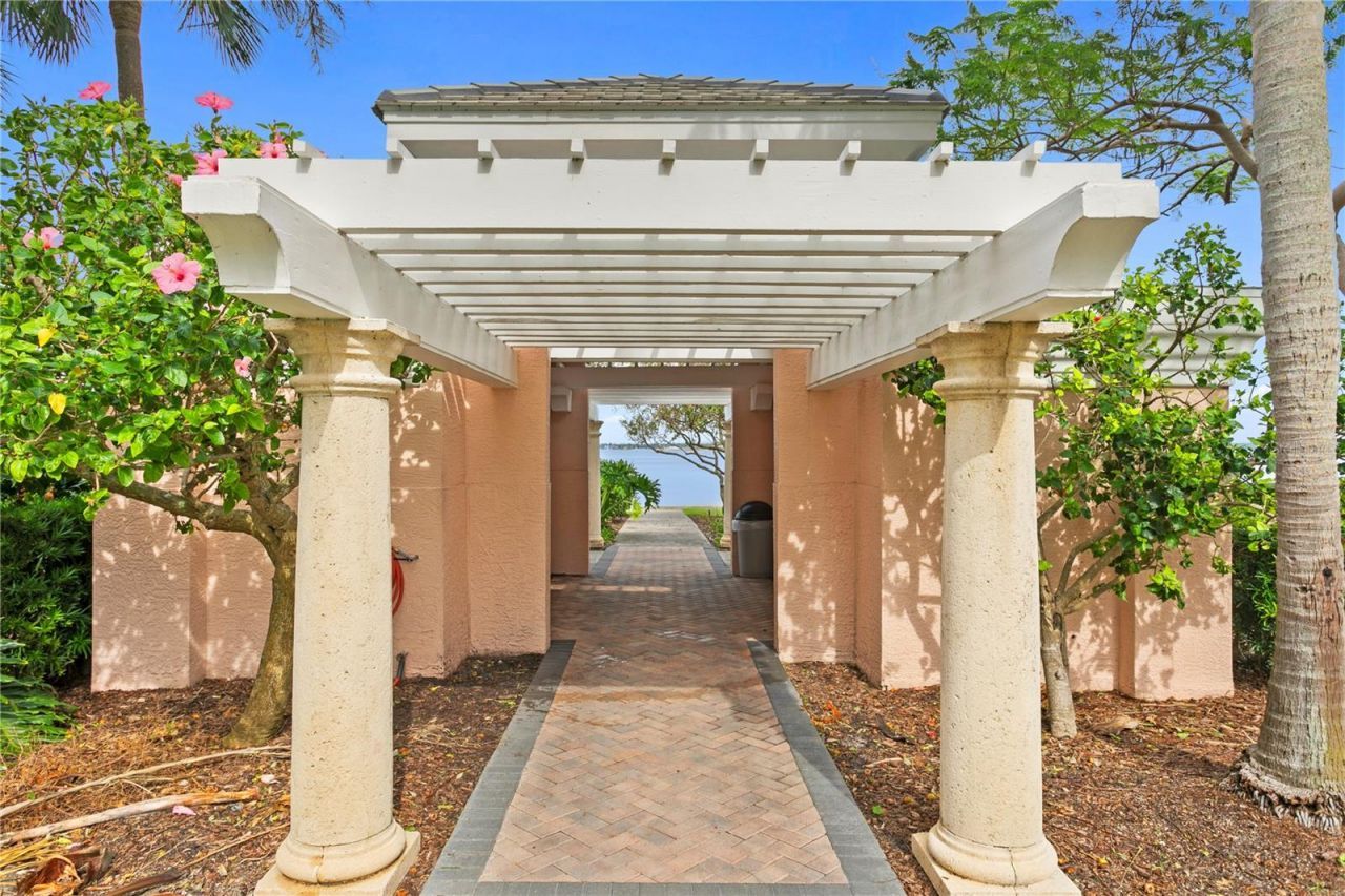 4971 Bacopa Lane S, Unit 703, Saint Petersburg, FL 33715 Photo