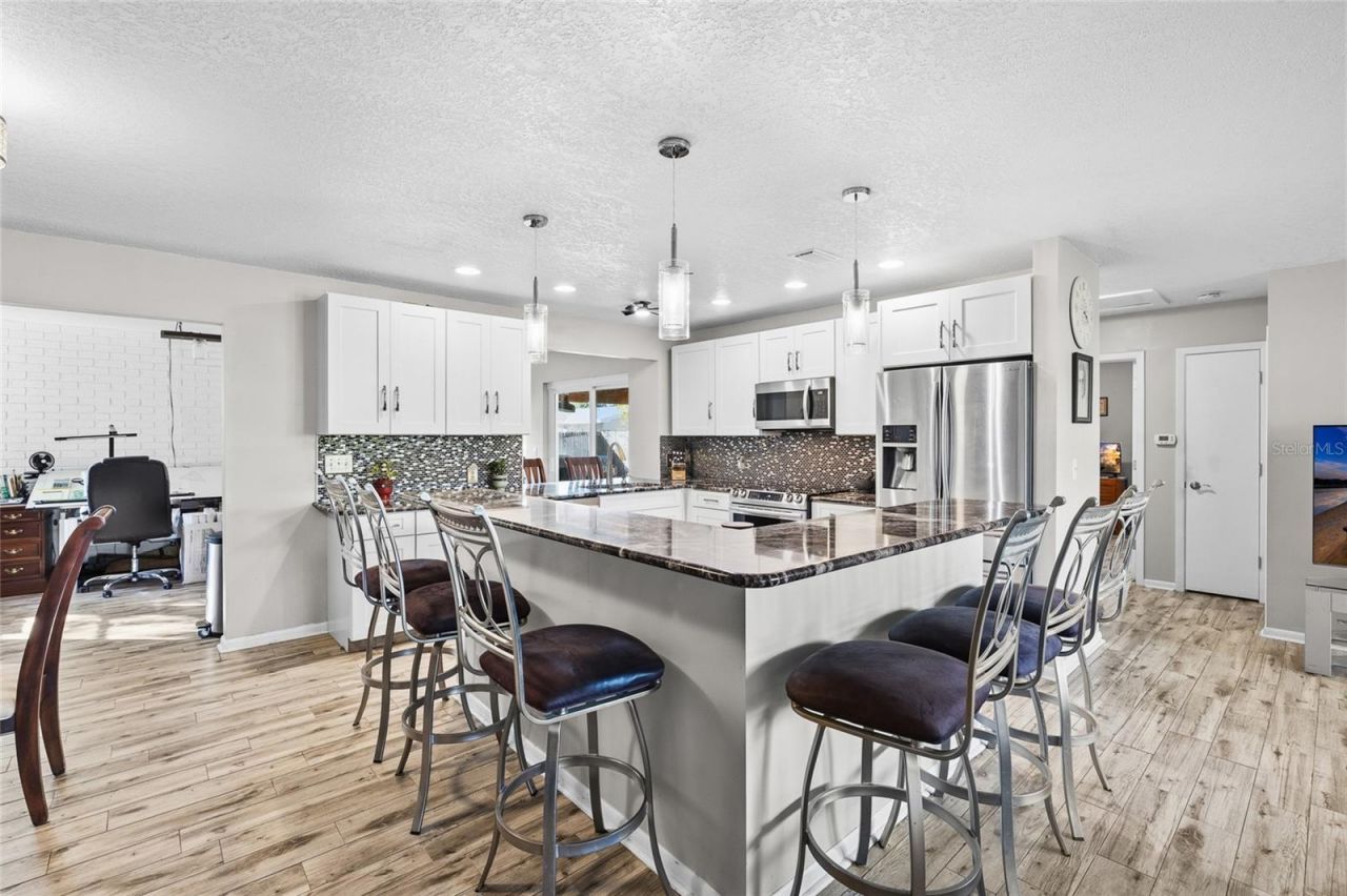 6801 15th Street S, Saint Petersburg, FL 33705 Photo