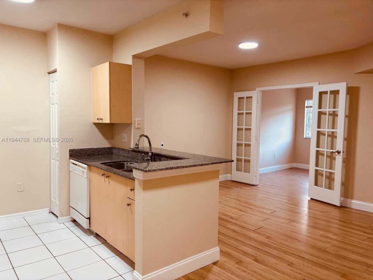 2548 Centergate Dr, Unit 203, Miramar, FL 33025 Photo