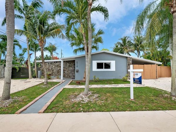 9710 SW SW 161 ST, Miami, FL 33157