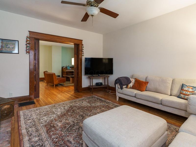 76 E Lakeview Avenue, Columbus, OH 43202 Photo 12