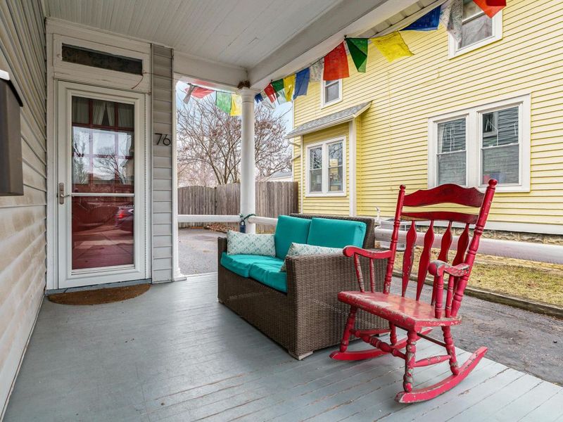 76 E Lakeview Avenue, Columbus, OH 43202 Photo 3