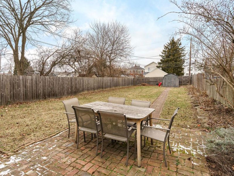 76 E Lakeview Avenue, Columbus, OH 43202 Photo 38