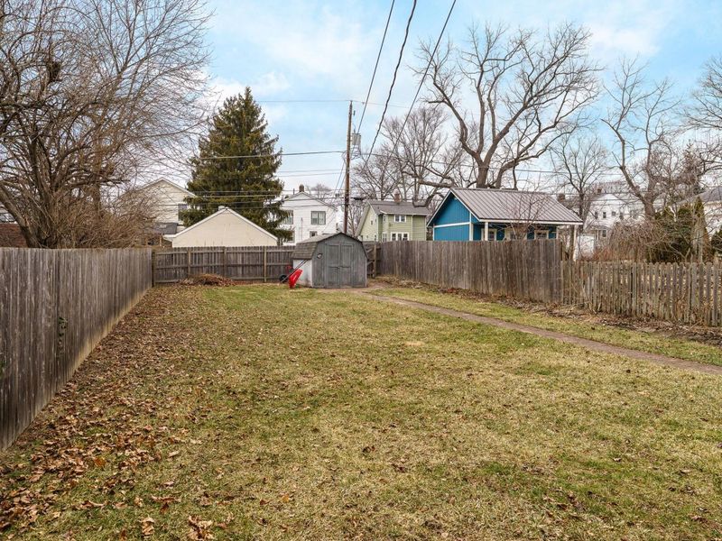 76 E Lakeview Avenue, Columbus, OH 43202 Photo 39