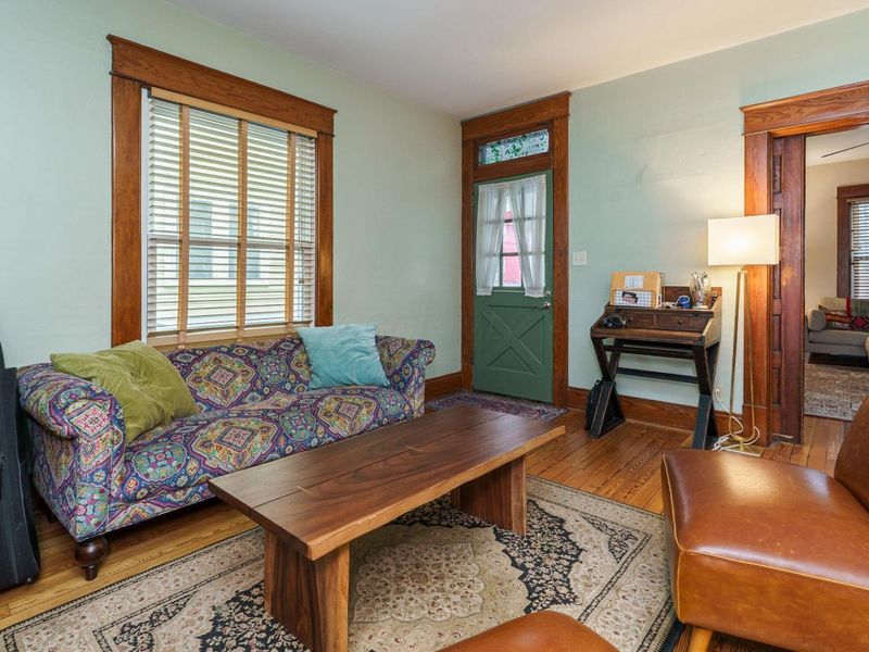 76 E Lakeview Avenue, Columbus, OH 43202 Photo 5