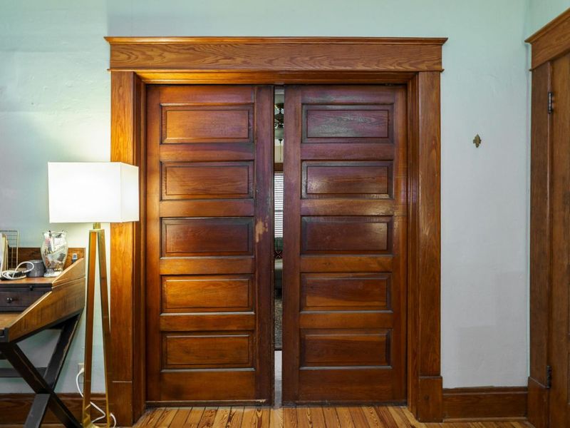 76 E Lakeview Avenue, Columbus, OH 43202 Photo 8