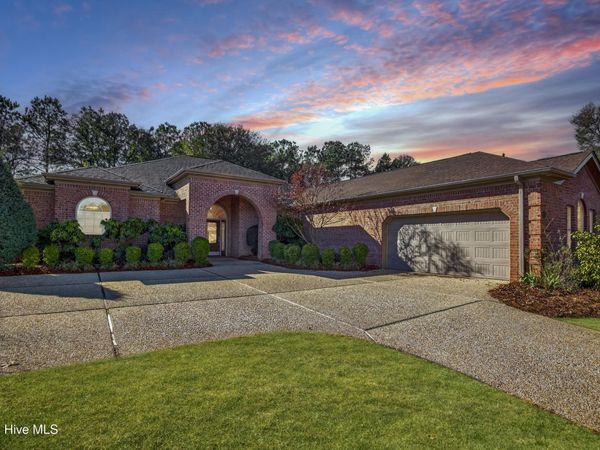 6313 Motts Village Road, Wilmington, NC 28412