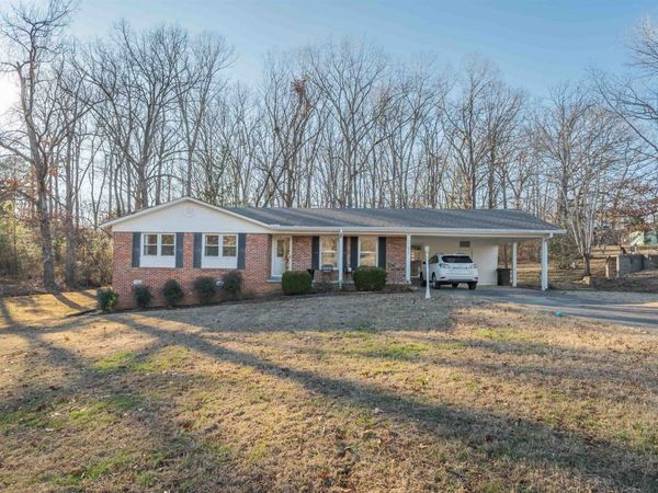214 HILLHURST ST, Selmer, TN 38375