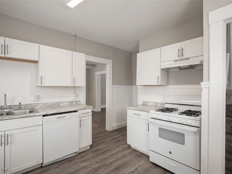 1344 W 93rd Street, Cleveland, OH 44102 Photo 10