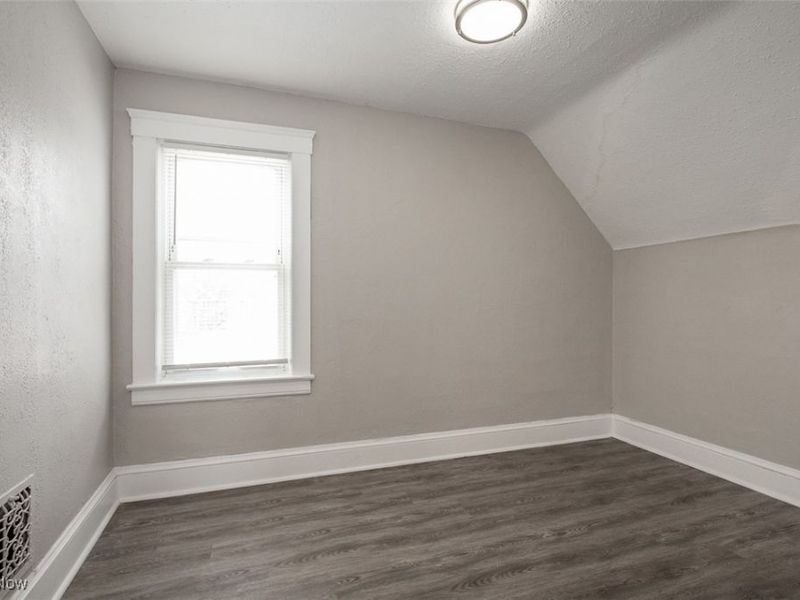 1344 W 93rd Street, Cleveland, OH 44102 Photo 18