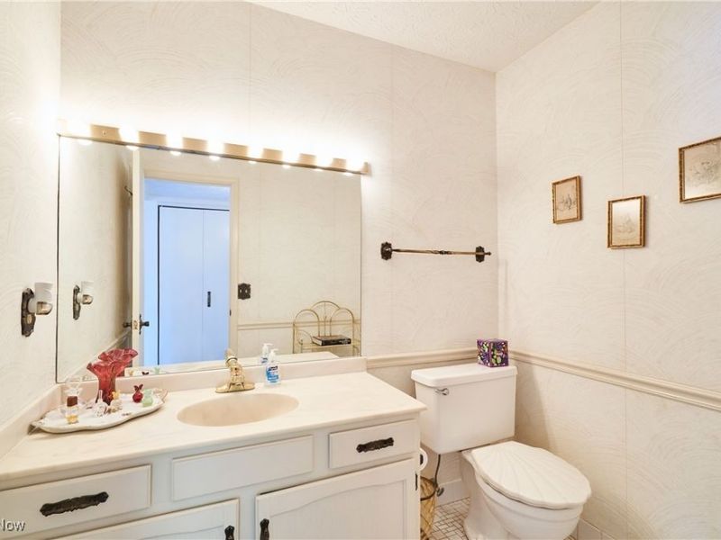 3384 S Smith Road, Fairlawn, OH 44333 Photo 13