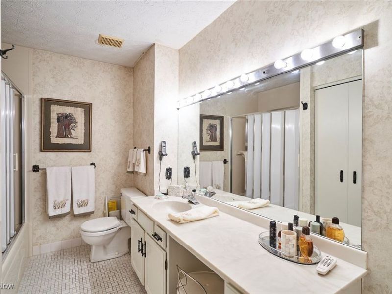 3384 S Smith Road, Fairlawn, OH 44333 Photo 19