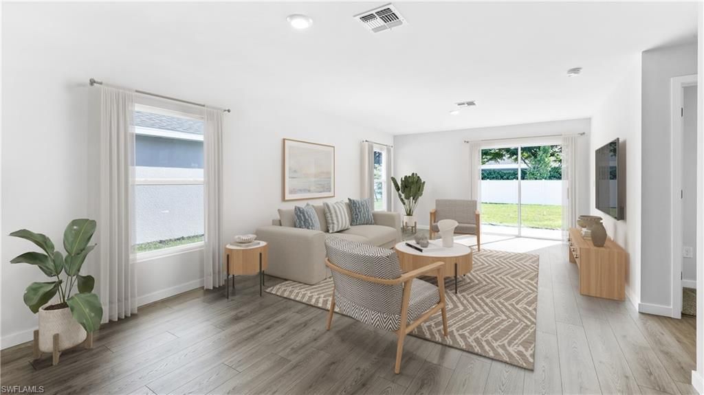 394 Radiant Sun Ln, Lehigh Acres, FL 33936 Photo