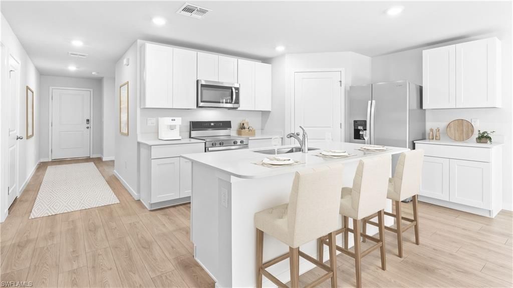 394 Radiant Sun Ln, Lehigh Acres, FL 33936 Photo