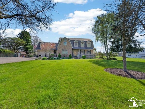 7577 S Huron River Drive, South Rockwood, MI 48179